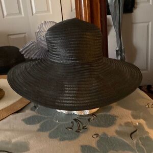 Black wide brim hat with bow in back